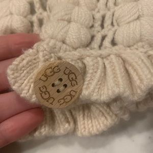 Ugg Knitted Scarf